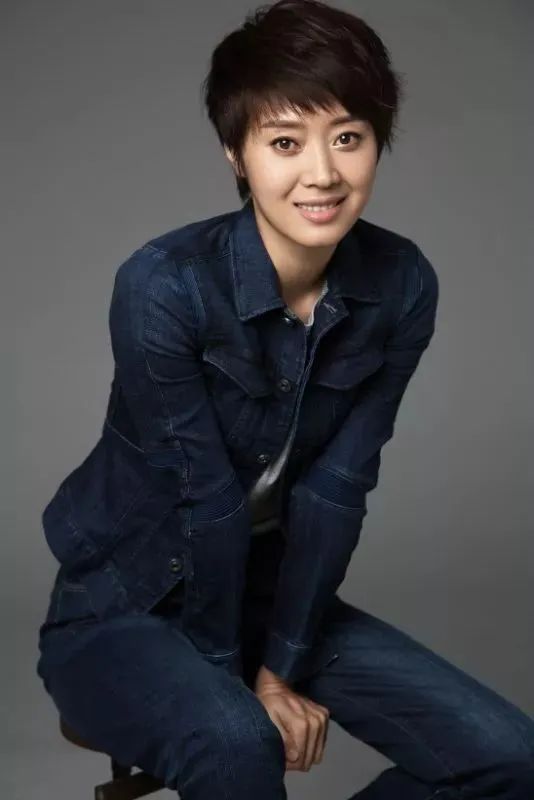 电视剧《你迟到的许多年》《守候明天》《天下娘亲》;电影《金城档案